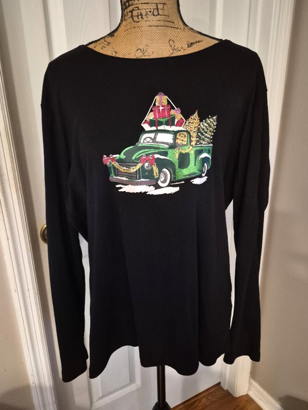 Karen Scott Christmas Truck Top